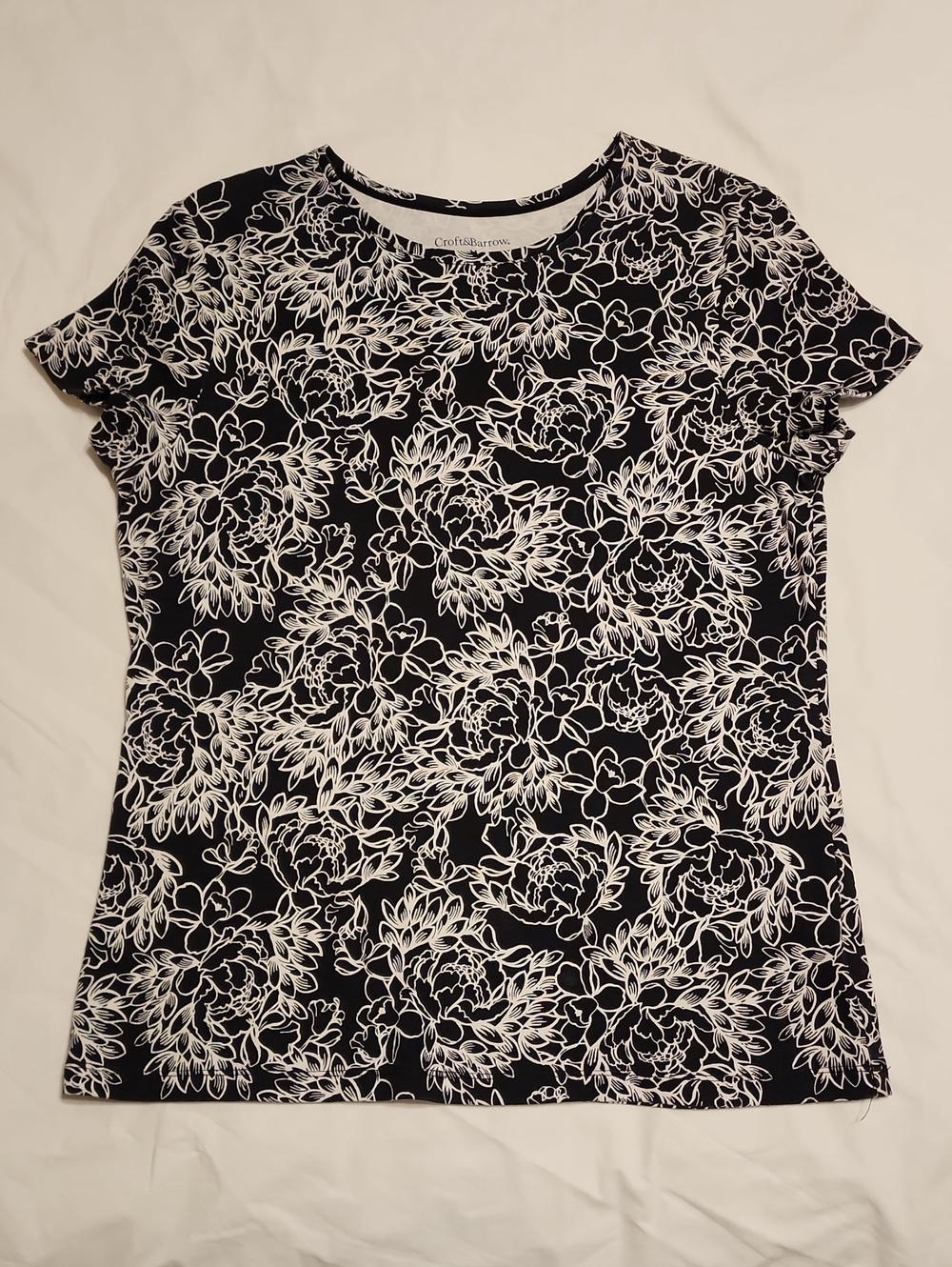 croft & barrow Black and White Floral Short-Sleeve Tee